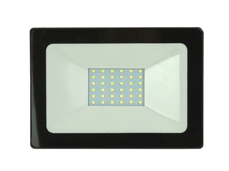 03_naświetlacz_LED_50W_halogen.jpg
