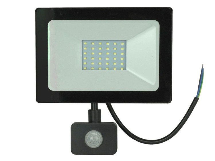 01_naswietlacz_LED_50W_z_czujka_ruchu.jpg