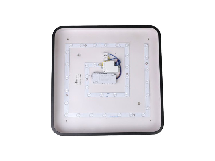 06_plafon_LED_36W_kwadratowy_czarny_4000k_40x40cm_czyjnik_ruchu.jpg