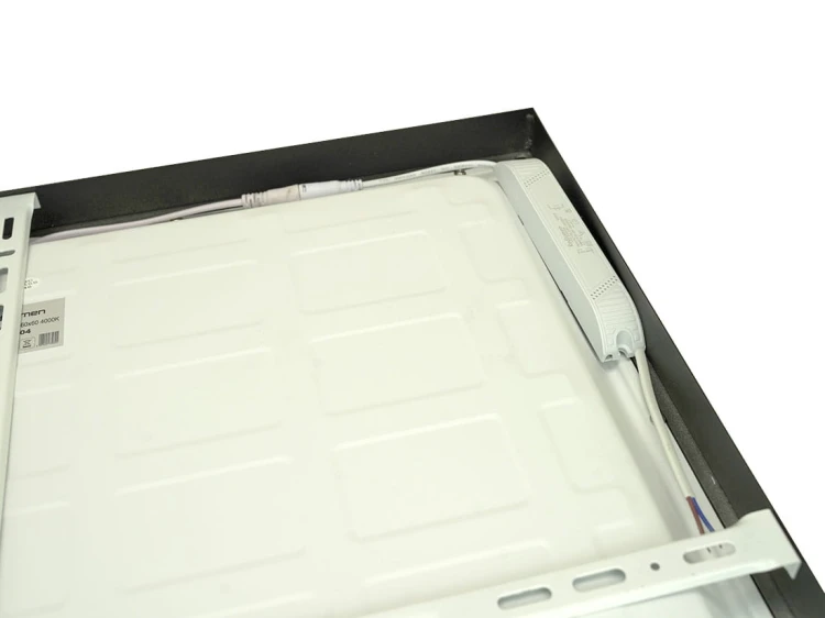 06_panel_LED_60W_czarny_60x60_cm_natynkowy_plafon_sufitowy.jpg
